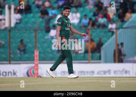 Taskin Ahmed während des dritten T20-Spiels gegen Simbabwe im Zahur Ahmed Chowdhury Stadium, Sagorika, Chattogram, Bangladesch, 07. Mai, 202 Stockfoto