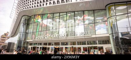 Entwicklung der niederländischen städtischen Straßenszene. Holländischer Stadtstil. Stockfoto