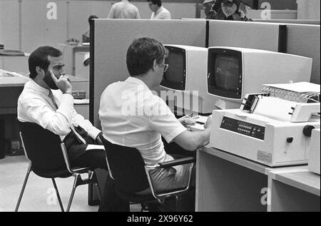 - Stabilimento IBM di Santa Palomba (Roma), giugno 1984 - IBM-Werk in Santa Palomba (Rom), Juni 1984 Stockfoto