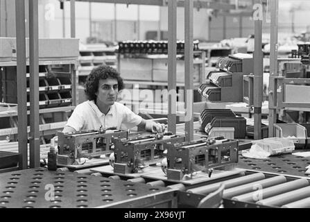 - Stabilimento IBM di Santa Palomba (Roma), giugno 1984 - IBM-Werk in Santa Palomba (Rom), Juni 1984 Stockfoto