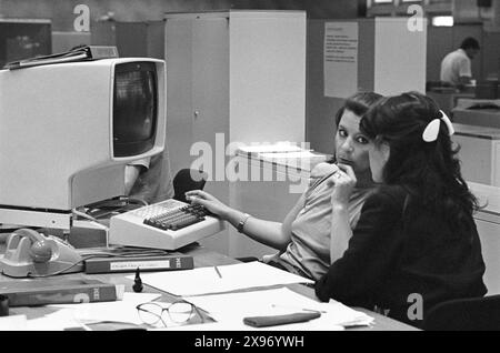 - Stabilimento IBM di Santa Palomba (Roma), giugno 1984 - IBM-Werk in Santa Palomba (Rom), Juni 1984 Stockfoto