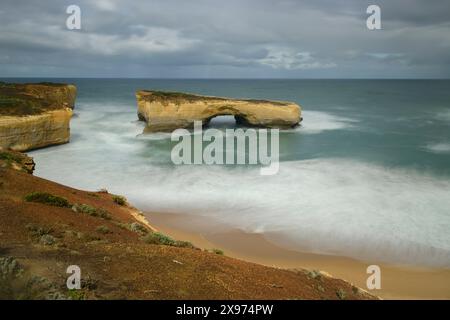 Australien, Victoria, Twelve Apostles Marine National Park, London Bridge Stockfoto