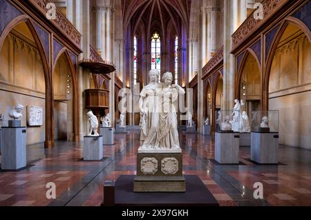 Innenansicht, Doppelstatue der Prinzessinnen Luise und Friederike von Preußen von Johann Gottfried Schadow, Friedrichswerder Kirche, Architekt Karl Stockfoto