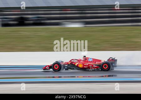 Testing PIRELLI Reifen 2025 - FERRARI Charles Leclerc auf Circuit Paul Ricard, Castellet, FRANKREICH, 05/2024 Florent 'MrCrash' B. Stockfoto