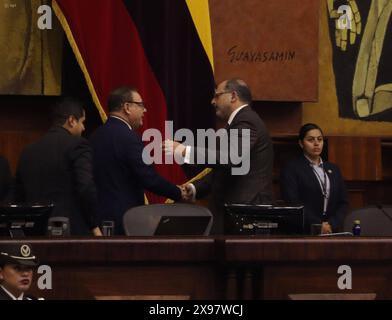 POLITISCHER PROZESS JUAN ZAPATA Quito, Mittwoch, 29. Mai 2024 ehemaliger Innenminister Juan Zapata im Plenum der Versammlung, um auf den gegen ihn erhobenen politischen Prozess zu reagieren, im Legislativpalast Fotos Rolando Enriquez API Quito Pichincha Ecuador POL POL POLITISCHER PROZESS JUAN ZAPATA 1cd75a85023bc61ba814fac2c389884c Copyright: xROLANDOxENRIQUEZx Stockfoto