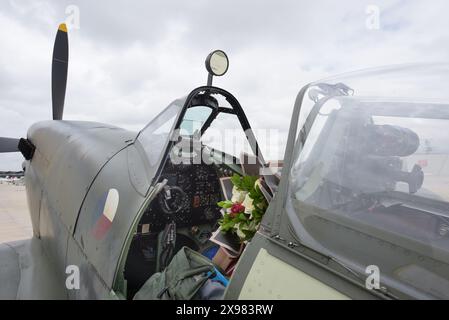 ESKISEHIR, TÜRKEI - 27. MAI 2024: Eines der wenigen noch erhaltenen luftwürdigen Spitfires, TE517, ist heute Teil der Sammlung des M.S.O. Air and Space Museums. Stockfoto