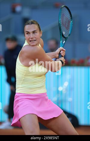 Aryna Sabalenka gegen Robin Montgomery im Spiel der Frauen-Singles-Runde 32 während des sechsten Tages der Mutua Madrid Open am 28. April 2024 in Madrid. Mit: Aryna Sabalenka Wo: Madrid, Spanien Wann: 28 Apr 2024 Credit: Oscar Gonzalez/WENN Stockfoto