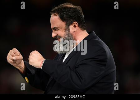 Athen, Griechenland. 29. Mai 2024. Evangelos Marinakis feiert das Finale der UEFA Conference League zwischen Olympiacos FC und ACF Fiorentina. Quelle: Nicolò Campo/Alamy Live News Stockfoto