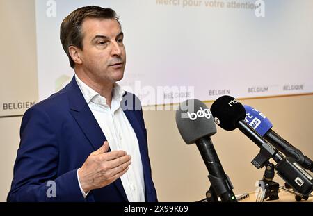 Brüssel, Belgien 30. Mai 2024. Gert Truyens, Vorsitzender der liberalen gewerkschaft ACLVB-CGSLB, wurde auf einer Pressekonferenz mit den vorläufigen Ergebnissen der jüngsten Sozialwahlen in Belgien am Donnerstag, den 30. Mai 2024 in Brüssel vorgestellt. BELGA PHOTO ERIC LALMAND Credit: Belga News Agency/Alamy Live News Stockfoto