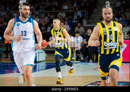 ANKARA/TÜRKEI, 15. April 2024: Türkischer Basketball Super League 2023-24, Fenerbahce Beko gegen Turk Telekom. Stockfoto
