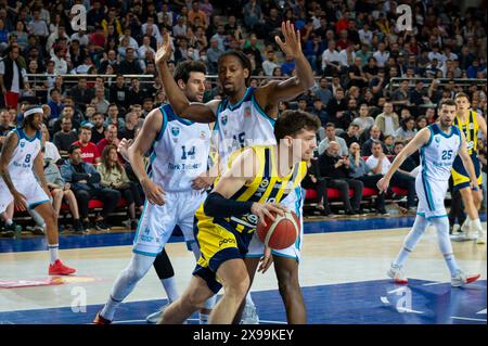 ANKARA/TÜRKEI, 15. April 2024: Türkischer Basketball Super League 2023-24, Fenerbahce Beko gegen Turk Telekom. Stockfoto