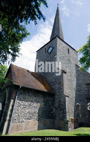 Blick auf den Westturm der St. Martins Church, Eynsford Hight Street, Kent, Stockfoto