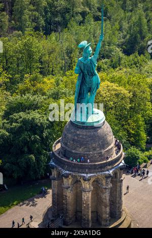 Luftbild, Hermannsdenkmal, kulturelle Statue des Cheruskerfürsten, nach Entwürfen von Ernst von Bandel, Teutoburger Wald, Hiddesen, Detmold, Ostwestfalen, Nordrhein-Westfalen, Deutschland ACHTUNGxMINDESTHONORARx60xEURO *** Luftaufnahme, Hermannsdenkmal, Kulturstatue des Cheruskischen Fürsten, entworfen von Ernst von Bandel, Teutoburger Wald, Hiddesen, Detmold, Ostwestfalen, Nordrhein-Westfalen, Deutschland ATTENTIONxMINDESTHONORARx60xEURO Stockfoto