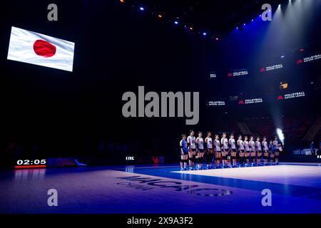 Macau, China. 30. Mai 2024. Spieler aus Japan treten vor dem Vorspiel zwischen Japan und Frankreich in der Women's Volleyball Nations League 2024 Macao (Südchina) am 30. Mai 2024 an. Quelle: Cheong Kam Ka/Xinhua/Alamy Live News Stockfoto