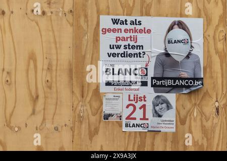 AALST, BELGIEN, 30. MAI 2024: Politisches Poster für die Partei BLANCO, eine belgische Einheitspartei. Gegründet von Laurent Ryckaert, um die Bla zu vertreten Stockfoto