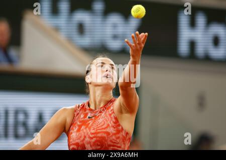 Paris, Paris, Frankreich. 30. Mai 2024. Aryna Sabalenka (''') während des Tennis Grand Slam von Roland Garros 2024, Tag 4, Spiel zwischen Moyuka Uchijima (JPN) und Aryna Sabalenka ('''') im Roland Garros Stadium - am 30 2024.Paris - Frankreich (Bild: © Loic Baratoux/ZUMA Press Wire) NUR REDAKTIONELLE VERWENDUNG! Nicht für kommerzielle ZWECKE! Stockfoto