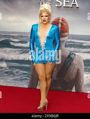 London, Großbritannien. Mai 2024. Elektra Fence nimmt an der britischen Gala-Screening von „Young Woman and the Sea“ Teil, die im Curzon Mayfair in London stattfindet. (Foto: Mario Mitsis/SOPA Images/SIPA USA) Credit: SIPA USA/Alamy Live News Stockfoto