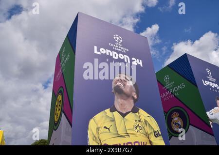 London, Großbritannien. 30. Mai 2024. Das Champions League Festival übernimmt den Trafalgar Square vor dem letzten Spiel. Borussia Dortmund trifft am 1. Juni im Wembley-Stadion auf Real Madrid. Quelle: Vuk Valcic/Alamy Live News Stockfoto
