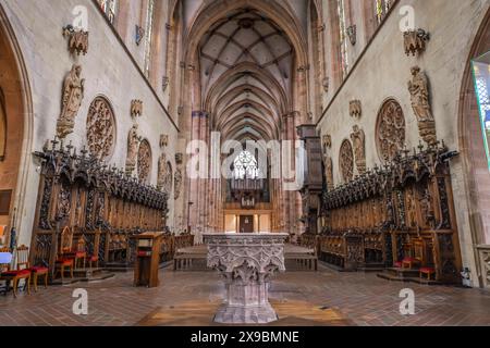 Innenraum, Hauptschiff, Martinsmünster, Collégiale Saint-Martin, Colmar, Elsass, Frankreich Stockfoto