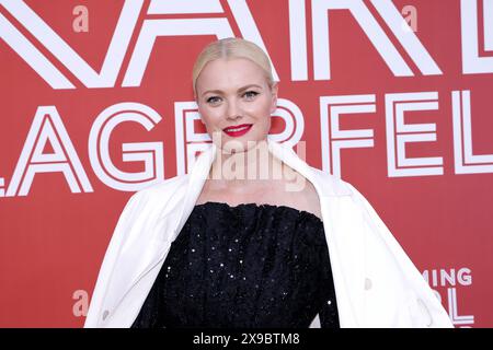 Franziska Knuppe bei der „Becoming Karl Lagerfeld“ (Disney+) Serien Premiere am 30.05.2024 in Berlin Stockfoto