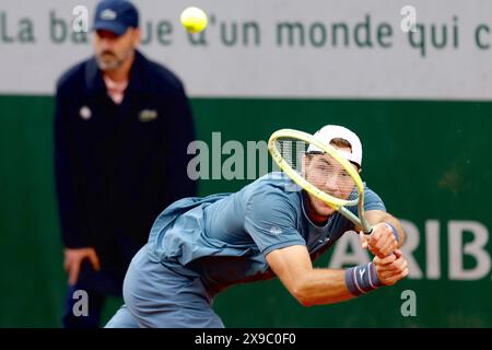 Paris, Frankreich. 30. Mai 2024. Tennis: Grand Slam/ATP Tour - French Open, Männer Singles, 2. Runde. Struff (Deutschland) - Bublik (Kasachstan). Jan-Lennard Struff ist in Aktion. Frank Molter/dpa/Alamy Live News Stockfoto