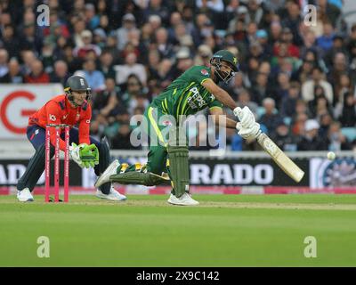 London, Großbritannien. 30. Mai 2024. London, England, Mai 30 2024: Fakhar Zaman (39 Pakistan) trat beim vierten Spiel der Vitality T20 International zwischen England und Pakistan im Kia Oval in London an. (Jay Patel/SPP) Credit: SPP Sport Press Photo. /Alamy Live News Stockfoto