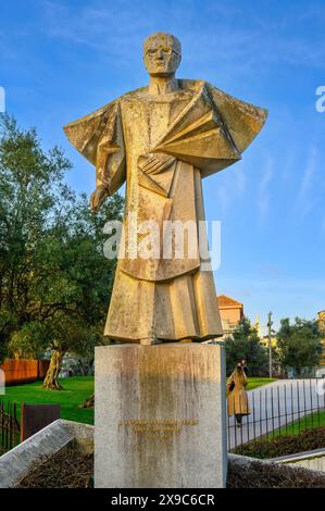 Antonio Ferreira Gomes, Kunstskulptur oder Statue, Porto, Portugal Stockfoto