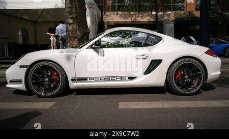BERLIN - 04. MAI 2024: Der Sportwagen Porsche Boxster. Classic Days Berlin 2024. Stockfoto