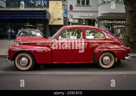 BERLIN - 04. MAI 2024: Der Mittelklassewagen Volvo PV544. Classic Days Berlin 2024. Stockfoto