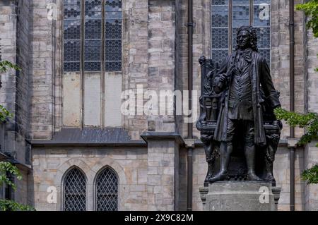 Denkmal für Johann Sebastian Bach vor der Thomaskirche, Leipzig, Sachsen, Deutschland Stockfoto