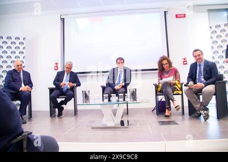 News - Raffaele Fitto Europawahlen in Catanzaro Raffaele Fitto Europawahlen in Catanzaro bei Raffaele Fitto Europawahlen in Catanzaro, Nachrichten in Catanzaro, Italien, Mai 30 2024 Catanzaro Catanzaro Europawahlen Italien Copyright: XAntonioxMoniacix/xLiveMediax LPN 1379753 Stockfoto