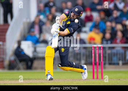 Ben Dwarshuis #82 von Durham Cricket schlug während des Vitality Blast T20-Spiels zwischen Lancashire und Durham in Old Trafford, Manchester am Donnerstag, den 30. Mai 2024. (Foto: Mike Morese | MI News) Credit: MI News & Sport /Alamy Live News Stockfoto