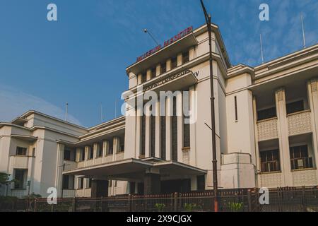 Jakarta, Indonesien - 7. Mai 2024. Neoklassizistische Fassade des Museums Mandiri in Kota Tua, Jakartas Altstadt, war einst der Sitz des N Stockfoto