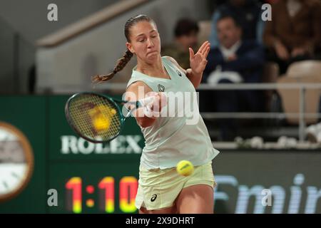 Paris, Frankreich. 30. Mai 2024. Diane Parry von Frankreich während der French Open 2024, Roland-Garros 2024, Grand Slam Tennis Turnier am 30. Mai 2024 im Roland-Garros Stadion in Paris, Frankreich - Foto Jean Catuffe/DPPI Credit: DPPI Media/Alamy Live News Stockfoto