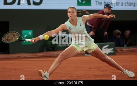 Paris, Frankreich. 30. Mai 2024. Diane Parry von Frankreich während der French Open 2024, Roland-Garros 2024, Grand Slam Tennis Turnier am 30. Mai 2024 im Roland-Garros Stadion in Paris, Frankreich - Foto Jean Catuffe/DPPI Credit: DPPI Media/Alamy Live News Stockfoto