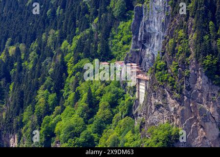 Das Sumela-Kloster (türkisch Sümela Manastırı) ist ein griechisch-orthodoxes Kloster im Bezirk Maka der Provinz Trabzon in der heutigen Türkei. Stockfoto