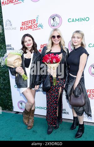 Los Angeles, USA. 30. Mai 2024. Natalie Alyn Lind, Barbara Alyn Woods und Alyvia Alyn Lind nehmen am 30. Mai 2024 an der Ankunft von Reefer Madness the Musical im Whitley in Los Angeles Teil. (Foto: Corine Solberg/SIPA USA) Credit: SIPA USA/Alamy Live News Stockfoto