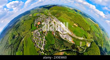 Luftbild, Wohngebiet Ortsansicht Ortsteil Hoppecke, Werk Hoppecke Batterien GmbH Batteriehersteller, Wald und Wiesen, Sportplatz und Tennisplätze TC Hoppecke, Erdkugel, Fisheye Aufnahme, Fischaugen Aufnahme, 360 Grad Aufnahme, winzige Welt, kleiner Planet, Fischaugenbild, Hoppecke, Brilon, Sauerland, Nordrhein-Westfalen, Deutschland ACHTUNGxMINDESTHONORARx60xEURO *** Luftaufnahme, Wohngebiet, Ansicht Hoppecke, Hoppecke Batterien GmbH Batterieherstellerwerk, Wald und Wiesen, Sportplatz und Tennisplätze TC Hoppecke, Globus, Fisheye-Bild, Fisheye-Bild, 360°-Bild, winzig W Stockfoto