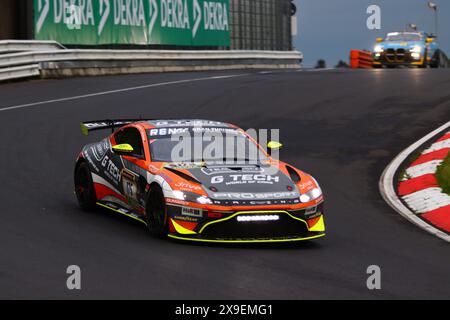 Jasmin Preisig (Herisau/che) / Benjamon Hites (Santiago/CHL) / Christoph Breuer (Nettersheim/DEU) / Reinhold Renger (Rothenburg/DEU), #175, Aston Martin Vantage AMR GT4, Team: PROsport Racing (DEU), Motorsport, ADAC Ravenol 24H Rennen Nürnberg, 30.05.2024 - 02.06.2024, Donnerstag 30.05.2024-Juerfost Stockfoto