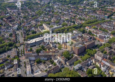 Luftbild, Klinikum Dortmund gGmbH - Klinikzentrum Beurhausstraße, langgezogenes Parkhaus, FH Dortmund Sonnenstraße, Wohngebiet Kreuzviertel, City, Dortmund, Ruhrgebiet, Nordrhein-Westfalen, Deutschland ACHTUNGxMINDESTHONORARx60xEURO *** Luftansicht, Klinikum Dortmund gGmbH Klinikzentrum Beurhausstraße, langes Parkhaus, FH Dortmund Sonnenstraße, Wohngebiet Kreuzviertel, City, Dortmund, Ruhrgebiet, Nordrhein-Westfalen, Deutschland ACHTUNGxMINDESTHONORARx60xEURO Stockfoto