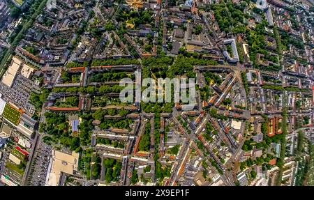 Luftbild, Wohngebiet Nordmarkt Platz grüne Lunge mit Bäumen und Gartenanlagen, Baumallee Lortzingstraße, Schleswiger Straße und Mallinckrodtstraße, Fisheye Aufnahme, Fischaugen Aufnahme, 360 Grad Aufnahme, Tiny World, kleiner Planet, Fischaugenbild, Dorstfelder Brücke, Dortmund, Ruhrgebiet, Nordrhein-Westfalen, Deutschland ACHTUNGxMINDESTHONORARx60xEURO *** Luftaufnahme, Wohngebiet Nordmarkt Platz grüne Lunge mit Bäumen und Gärten, Baumallee Lortzingstraße, Schleswiger Straße und Mallinckrodtstraße, Fischaugenbild, 360°-Bild, winzige Welt, kleiner Planet, Fischaugenbild, D Stockfoto