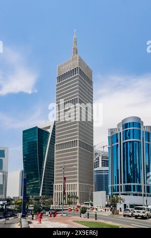 Doha, Katar - 29. April 2024: West Bay Area, Geschäftsviertel in Doha mit Wolkenkratzern Stockfoto