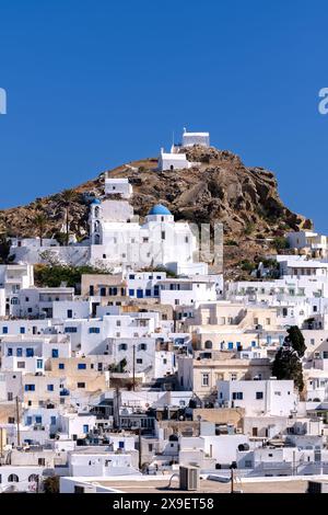 Panoramablick auf die malerische und beliebte Insel iOS Griechenland Stockfoto