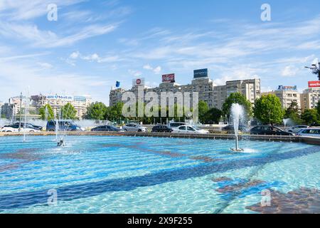 Bucarest, Rumänien. Mai 2024. Die Springbrunnen auf dem Unirii-Platz im Stadtzentrum Stockfoto