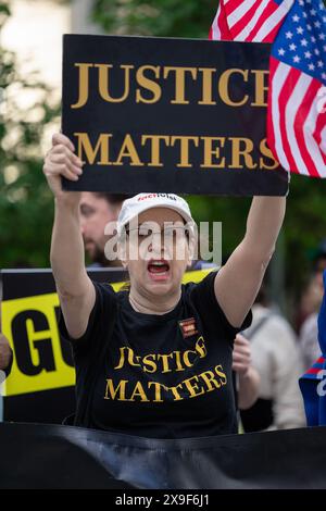 New York Ciy, USA. 30. Mai 2024. Am 30. Mai 2024 wurde der ehemalige Präsident Donald Trump wegen 34 Verbrechens in der Schattengeldspur für schuldig befunden. (Foto: Steve Sanchez/SIPA USA). Quelle: SIPA USA/Alamy Live News Stockfoto