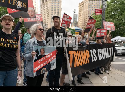 New York Ciy, USA. 30. Mai 2024. Am 30. Mai 2024 wurde der ehemalige Präsident Donald Trump wegen 34 Verbrechens in der Schattengeldspur für schuldig befunden. (Foto: Steve Sanchez/SIPA USA). Quelle: SIPA USA/Alamy Live News Stockfoto