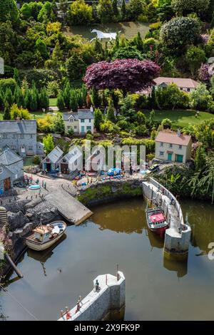 Ein hübsches Fischerdorf im Babbacombe Model Village, Babbacombe, Torquay, Devon Stockfoto