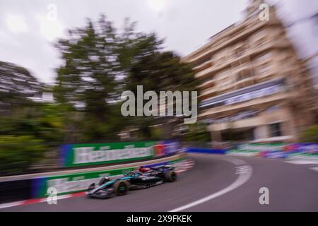 Montecarlo, Monaco. 24. Mai 2024. George Russell aus großbritannien fuhr im (63) Mercedes-AMG Petronas F1 Team F1 W15 E Performance Mercedes während des GP Monaco, Formel 1, auf dem Circuit de Monaco. Quelle: Alessio Morgese / Emage / Alamy Live News Stockfoto