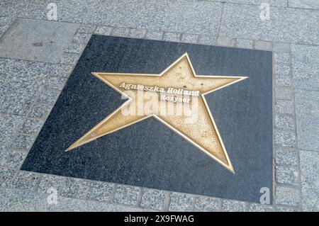 Lodz, Polen - 14. April 2024: Star der Regisseurin Agnieszka Holland auf dem Lodz Walk of Fame. Avenue der Stars in Lodz. Stockfoto