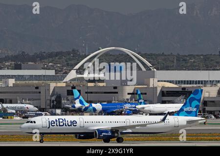 JetBlue Airways Airbus A321-231 mit der Registrierung N978JB nach der Landung am LAX, Los Angeles International Airport. Stockfoto